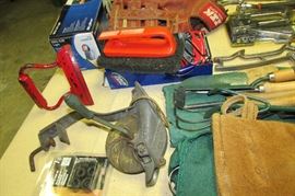 Vintage Cherry Pitter