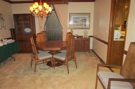MCM Foster McDavid Dining Table,  6 chairs, Buffet, China Cabinet & Small Sideboard.  ALL IN NEAR MINT CONDITION!! 