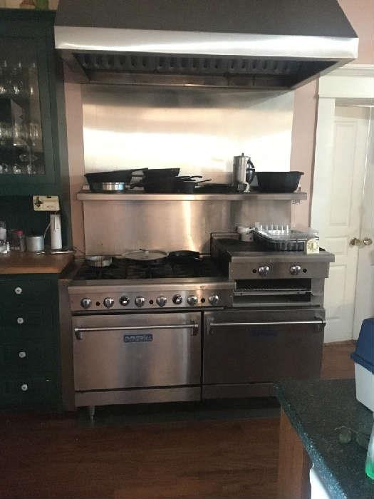 Imperial Commercial Gas 6 burners and two ovensf stove