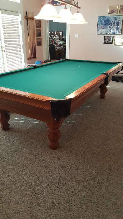9 foot Pool table - Olhausen