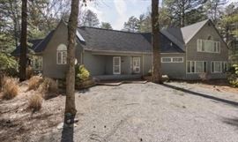 East Hampton Estate Sale on Old Northwest Road