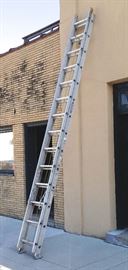 28 foot extension ladder