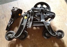 Louden Machinery Co Iowa, antique metal track pulley 