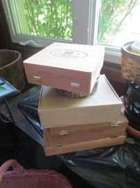 Wood cigar boxes