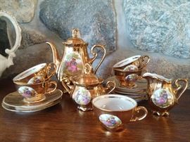 R&S Gold demitasse set, Germany