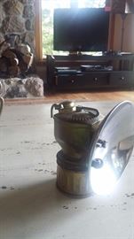 Carbide brass miner's lamp
