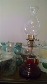 LOADS OF OLD OIL LAMPS / JARS