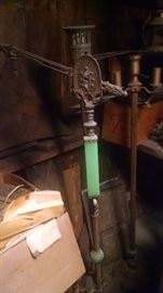 VINTAGE ART DECO FLOOR LAMP AGATE GREEN
