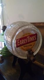 EARLY TIMES COLLECTIBLE BEER BARRELL  DECANTER