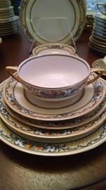 **BEAUTIFUL....BAVARIAN CHINA SET..SERVICE FOR 8