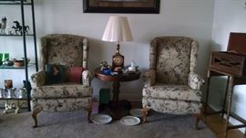 BEAUTIFUL SIDE CHAIR SET