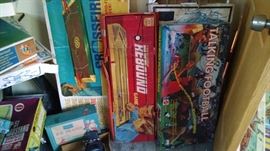 LOADS OF VINTAGE GAMES FROM THE 60S/ 70S 