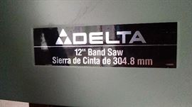 CLOSE-UP....DELTA BAN SAW