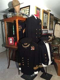 GREEK NAVAL COMMANDER PARATROOPER UNIFORMS