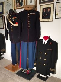 WWII NAVAL OFFICER UNIFORM JACKET, WWII USMC FLEET MARINE W/UTILITY HAT & VIETNAM ERA MARINE CORPS SERGEANT DRESS UNIFORM