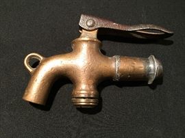 ANTIQUE OUTDOOR BRASS WATER FAUCET