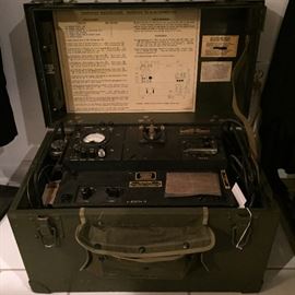 SIGNAL CORPS TELEPHONE REPEATER TG 31