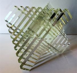 LATTICE GLASS SCULPTURE BY STEVEN De VRIES