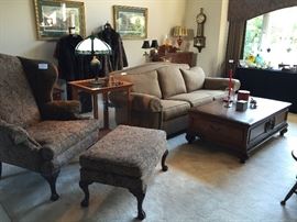 ETHAN ALLEN SOFA, ETHAN ALLEN CHAIR & OTTOMAN, ETHAN ALLEN MORLEY COFFEE TABLE W/LEATHER INSERT