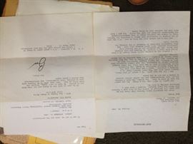 Signed letter to Ellen Corby from Burt Renyolds, hollwoody autographs