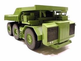 Euclid R62 Dump Truck made by Alan Smith in the scale of 1:48. Manufacturer's Part Number is SMR62. Model Condition is Excellent. Box Condition is Excellent. Hard to find model! 