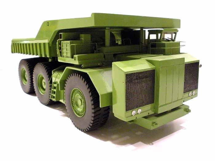 Rare Construction Model Auction in Berea, OH starts on 7/30/2016