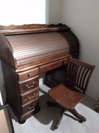 rolltop desk