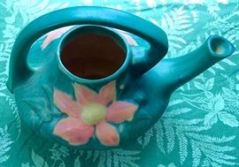 Roseville Pottery Tea Pot