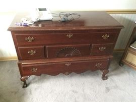 SOLID MAHOGANY STORAGE CHEST