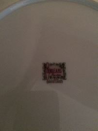 NORLEANS CHINA SET FOR TWELVE - WHITE LACE PATTERN. 