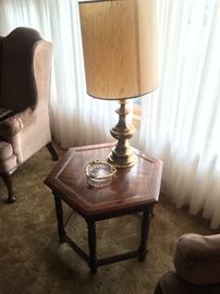 SOLID HARDWOOD SIDE TABLE AND SOLID VINTAGE BRASS LAMP