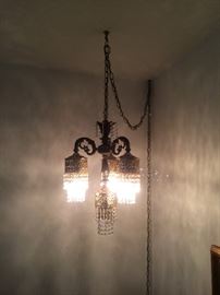 VINTAGE CRYSTAL SWAY HANGING CHANDELIER