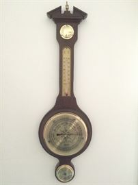 VINTAGE BAROMETER