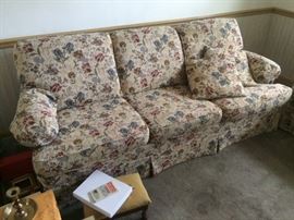 NICE TAPESTRY FABRIC SOFA