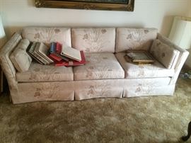 GRAND DAMASK LIVING ROOM SOFA WITH MATCHING SETTEE SOFA