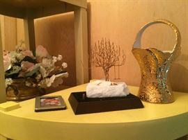 NICE SELECTION OF VINTAGE COLLECTIBLES