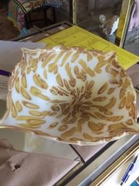 1960'S MURANO BOWL W/ IMPEDED GOLD FLECKS