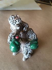 MORE VINTAGE FUNKIE POODLE BOXING (HUH?)