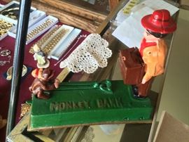 MONKEY BANK CAST IRON (NOT OLD)
