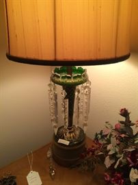Unique luster lamp