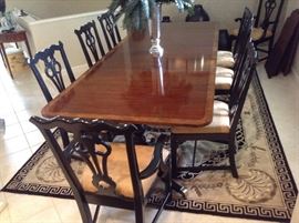 Henredon dinning table
