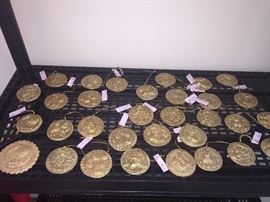 POTTERY BY HANNELORE FASCISZEWSKI