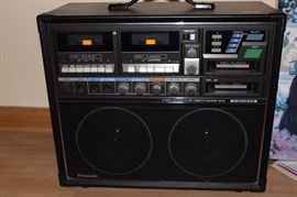 Panasonic RQ-84. 8-Track Cartridge Player/Cassette Recorder. 