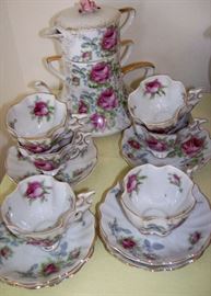                          China tea set w/rose motif