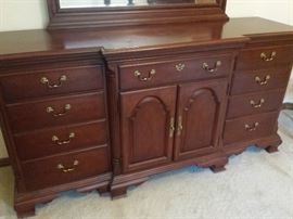 Thomasville dresser