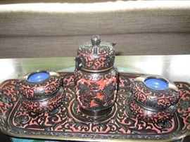 Smoke set with tray