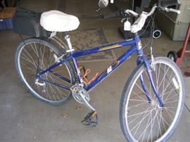 K2 hybrid bike