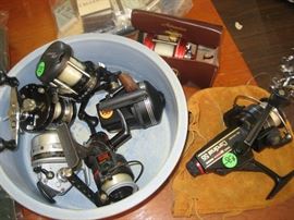 Fishing reels