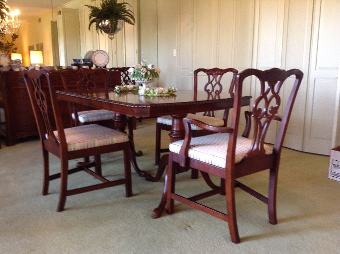 Double Pedestal Dining Table, 6-Chippendale Style Chairs