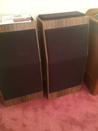 Soundfield V stereo imaging speaker system